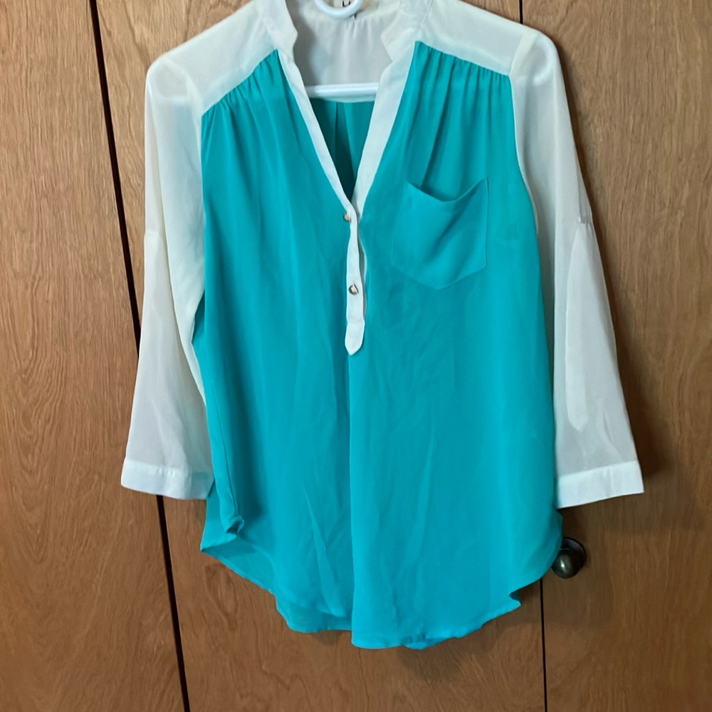 Medium Ya Los Angeles sheer mint blue and white top